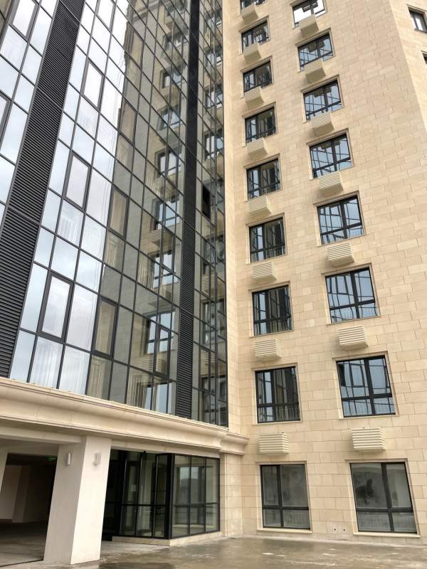 Продам двухкомнатную квартиру в новостройке 50 м.кв.